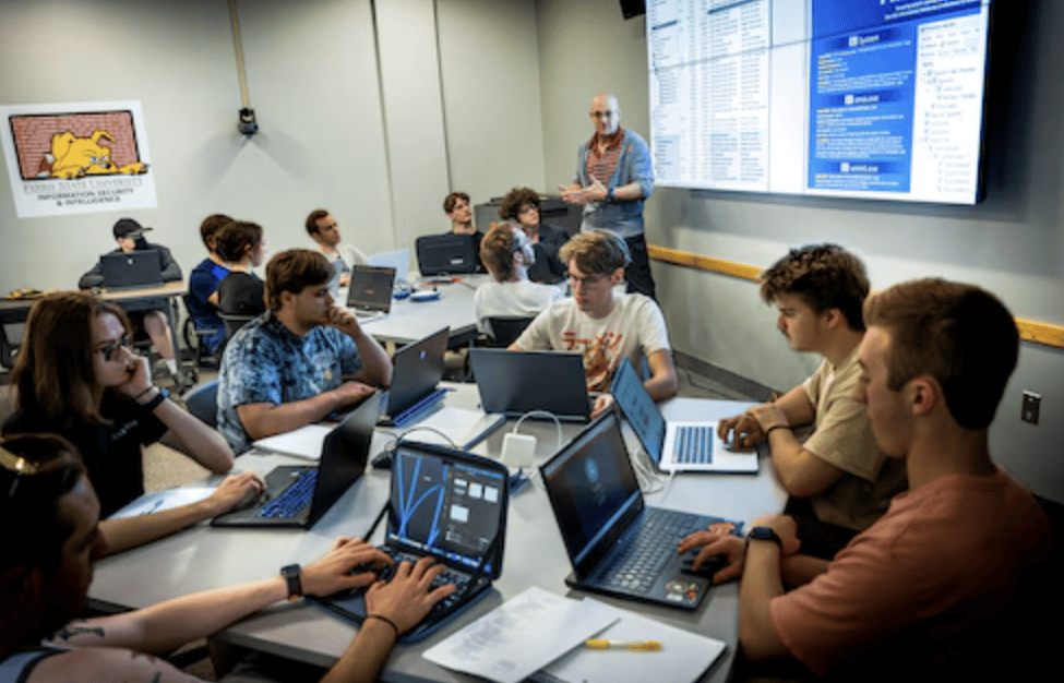 Xu Hướng Giáo Dục Năm 2025: Công Nghệ Và Đổi Mới